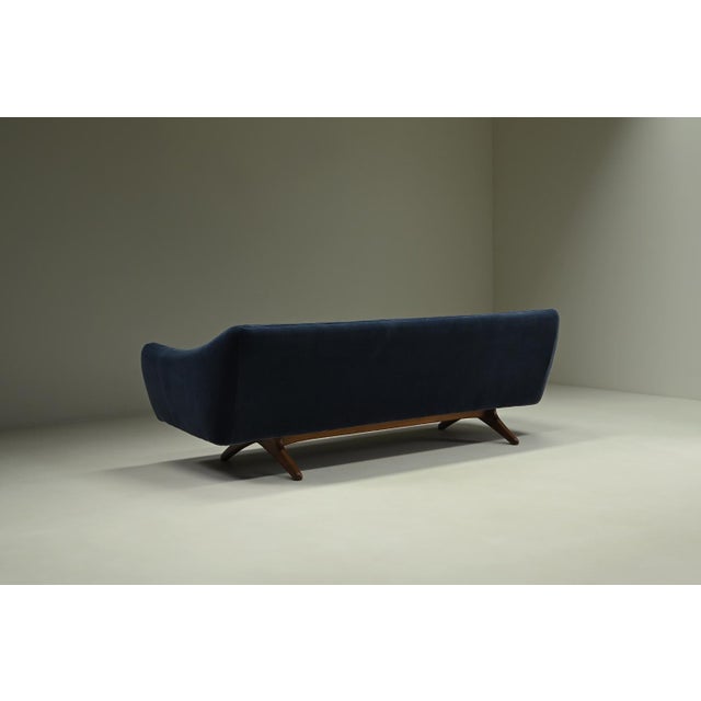 Ml-90 Sofa by Illum Wikkelsø for Mikael Laursen, 1950s Denmark, 1960s For Sale - Image 4 of 10