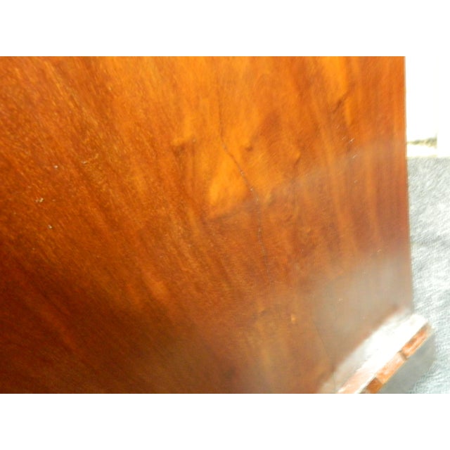 Antique 19th Century Scottish Victorian Mahogany Serpentine Chest of Drawers For Sale - Image 17 of 18