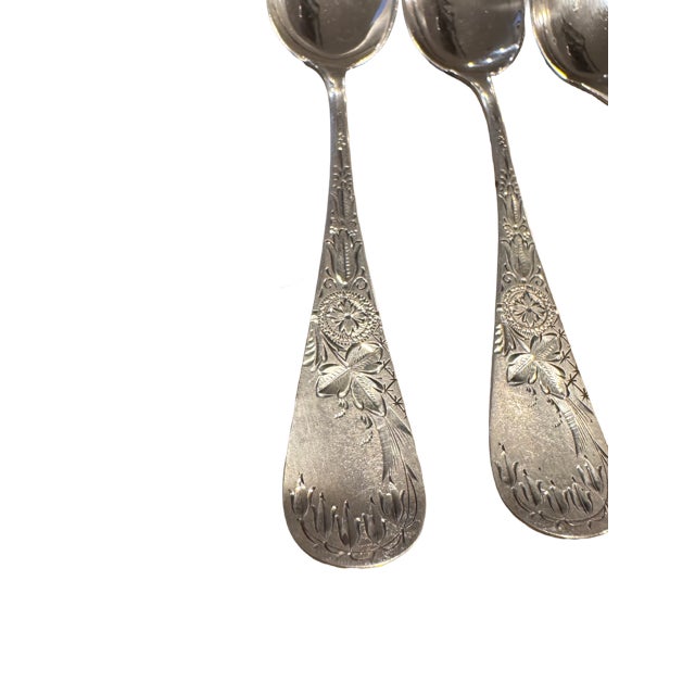 American Early 20th Century Whiting Co. Sterling Silver "Antique Lily- Engraved" Teaspoons. Monogram "m.m.d." on Back of Handle - Set of 4 For Sale - Image 3 of 4