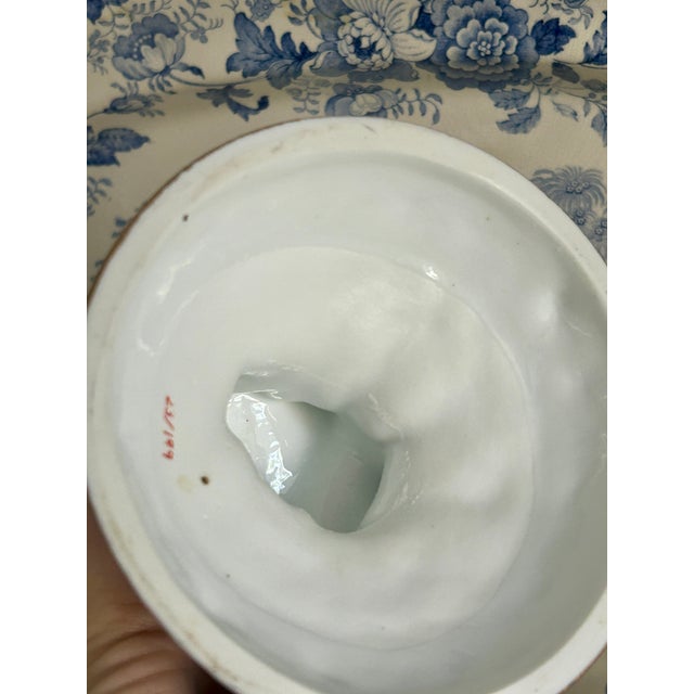 Nautilus Shell Form Porcelain Vase With Coral Details For Sale In Kansas City - Image 6 of 7