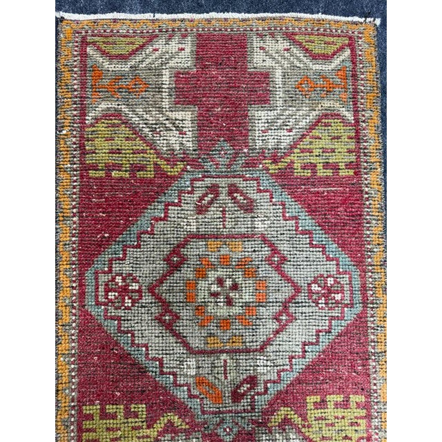 Turkish Yastik Rug 1'8" x 2'11" For Sale - Image 4 of 5