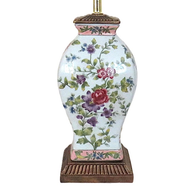 Mid-Century Modern Pair of Chinoiserie Table Lamps With Flowers Floral Asian For Sale - Image 3 of 7