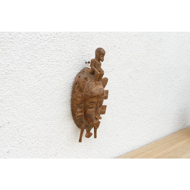 1960s Storytelling Guardian African Mask For Sale - Image 5 of 7