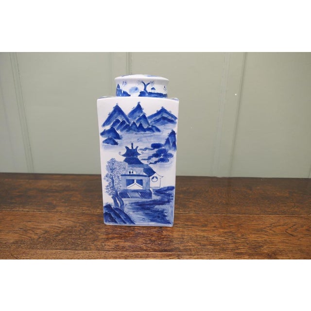 Large Ginger Jar with Willow Pattern, 1960s For Sale - Image 3 of 7