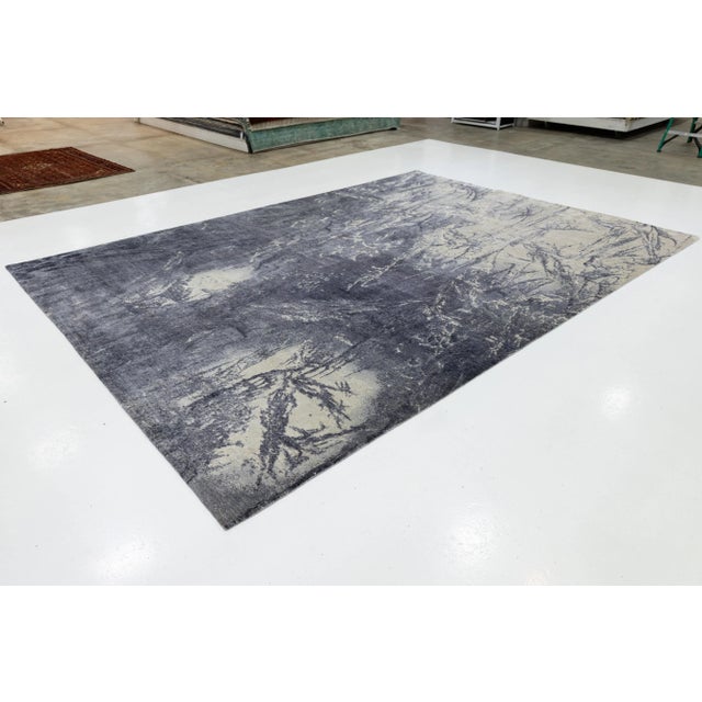 Gray Contemporary Handmade Silk Rug With Abstract Design For Sale - Image 4 of 10