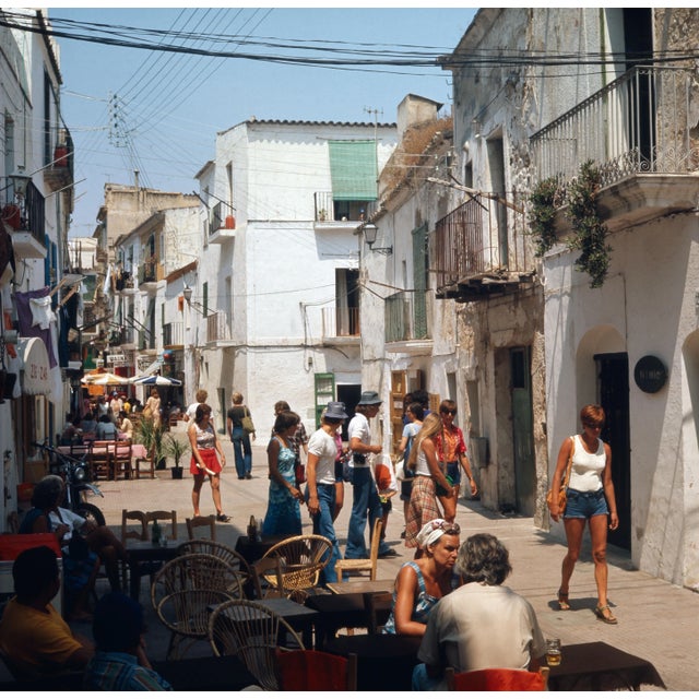 Walter Rudolph His photographs are reminiscent of the jet-set photographer Slim Aarons. Walter Rudolph discovered the...