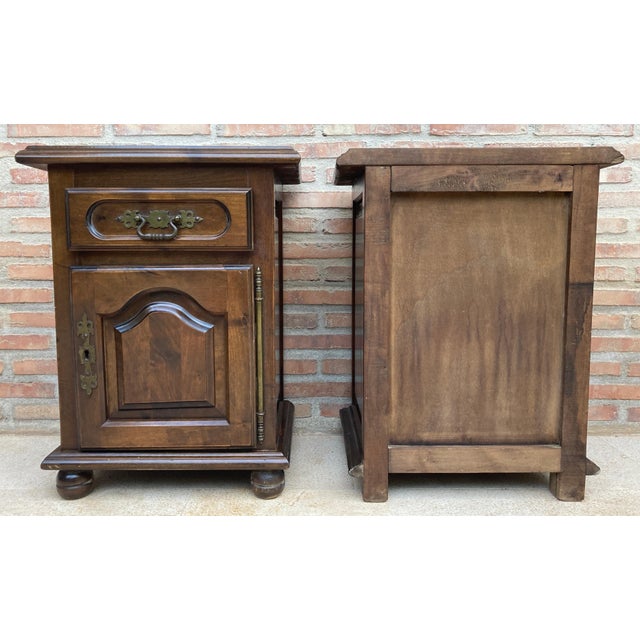 Early 20th Century Spanish Nightstands with Drawer & Bronze Details, 1920, Set of 2 For Sale - Image 13 of 18