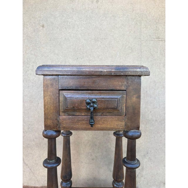 Wood 1940s Pair of Spanish Baroque Revival Night stands or Side Tables with Drawer For Sale - Image 7 of 8