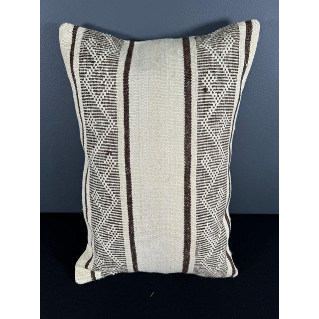 Turkish Hemp Pillow Cushion Natural Beige Brown Pillow Cushion Cover 16" x 24" For Sale - Image 4 of 4
