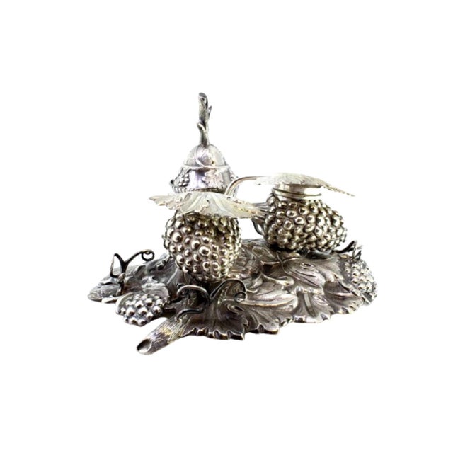 Silver Inkwell with Reliefs of Bunches of Grapes and Vines For Sale - Image 9 of 9