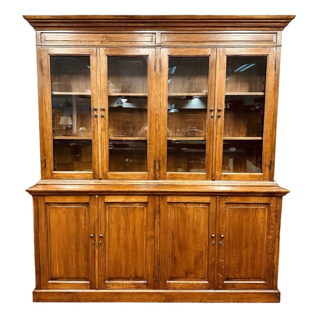 English Cabinet in Oak For Sale