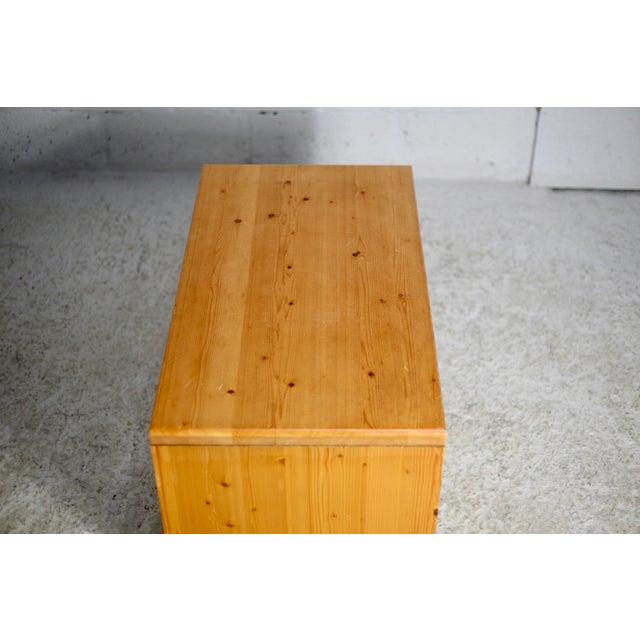 Pine Coffee Table by Charlotte Perriand for Les Arcs, France, 1960s For Sale - Image 17 of 17