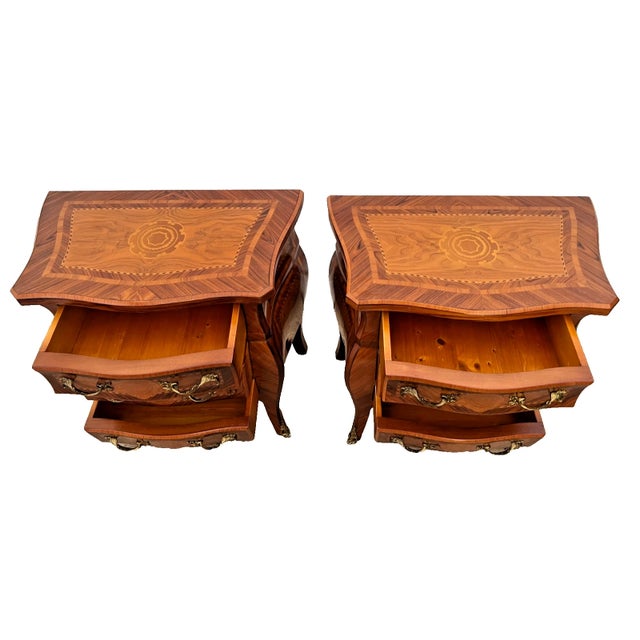 Vintage Italian Baroque Style Bombé Nightstands, Petite Commodes by Marconi Arte, Pair For Sale - Image 4 of 13