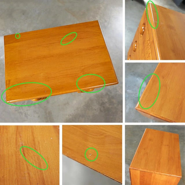 Early to Mid-20th Century Art Moderne Maple Small 3 Drawer Chest or Cabinet Style of Bissman For Sale - Image 11 of 12