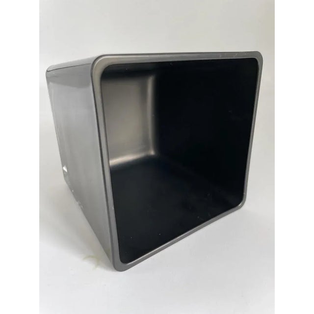 Cubic Vase Featuring Gabin by Anatole Riecke for La Pouole, 1958 For Sale - Image 4 of 7