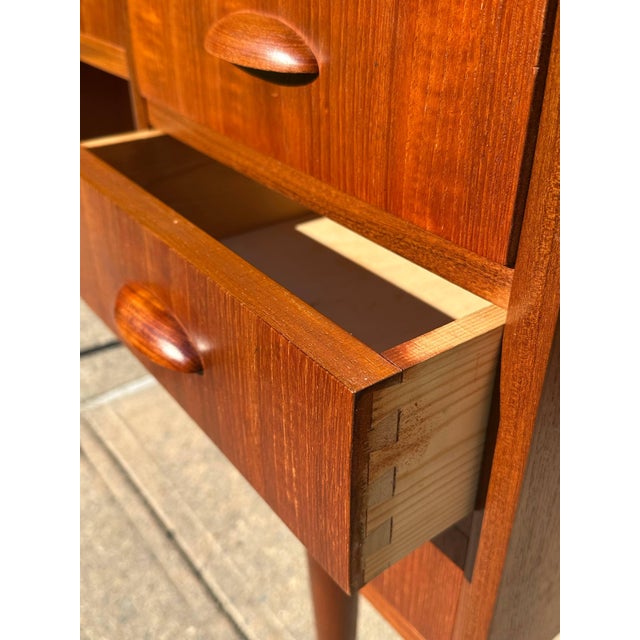 Danish Modern Teak Writing Desk in the Style of Arne Vodder, Denmark, Circa 1960s For Sale In New York - Image 6 of 7