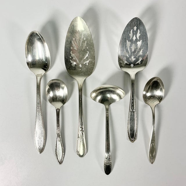 Rogers Bros. Mid 20th Century Boho Chic Hollywood Regency Silverplate Serving Utensils - Set of 6. For Sale - Image 4 of 11