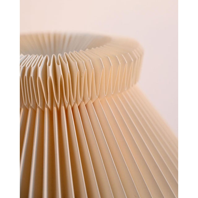 Danish Table Lamp with Fabric Shade, 1960s For Sale - Image 4 of 8