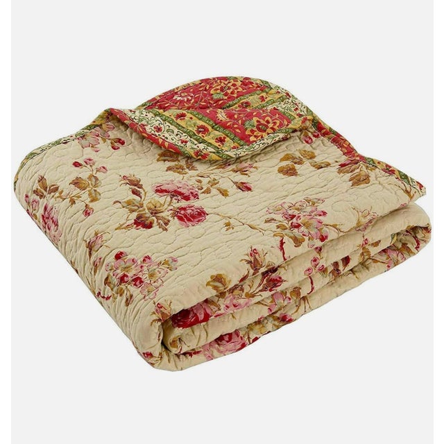 Red Vintage French Boutis Throw Quilt, Hand-Printed Garden Roses & Stripe Reverse, Scalloped Edge, Paris Flea Market, Circa 1950s For Sale - Image 8 of 15
