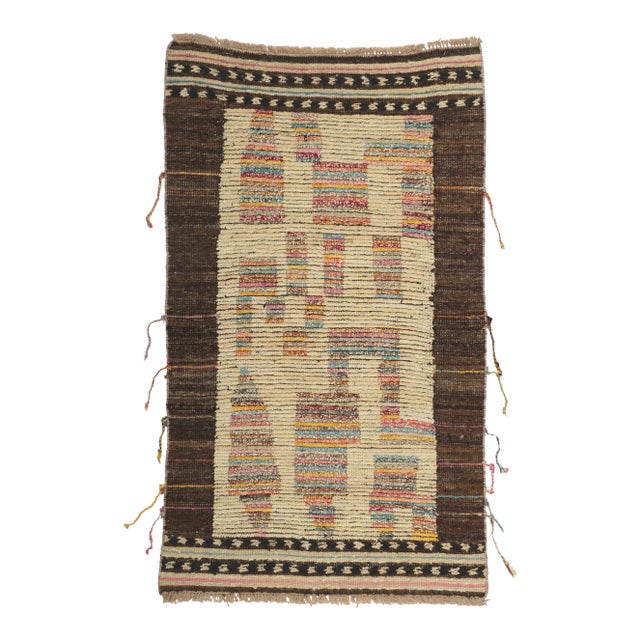 Moroccan Rug With Short Pile - 03'02 X 05'04 For Sale