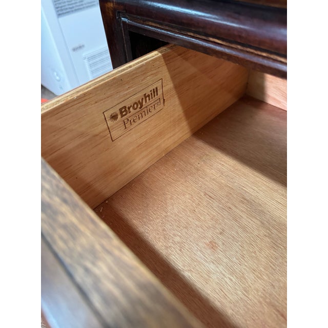 1980s 1980’s Pair of Broyhill Premier Ming Dynasty Nightstands For Sale - Image 5 of 10
