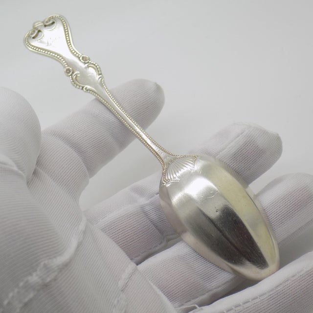 1970s Vintage British Sterling Silver 925 Elegant Spoon Engraved "Lois" Usable For Sale - Image 5 of 14