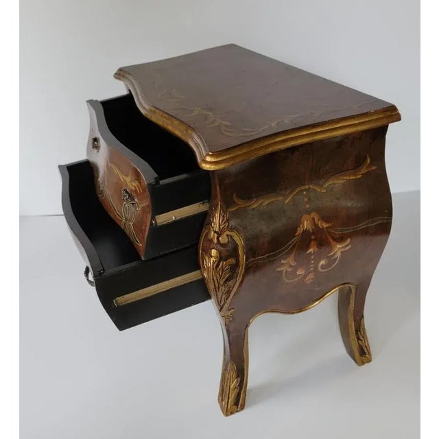 1970's French Louis XV Petite Bombe Jewelry or Accent Box For Sale - Image 4 of 7