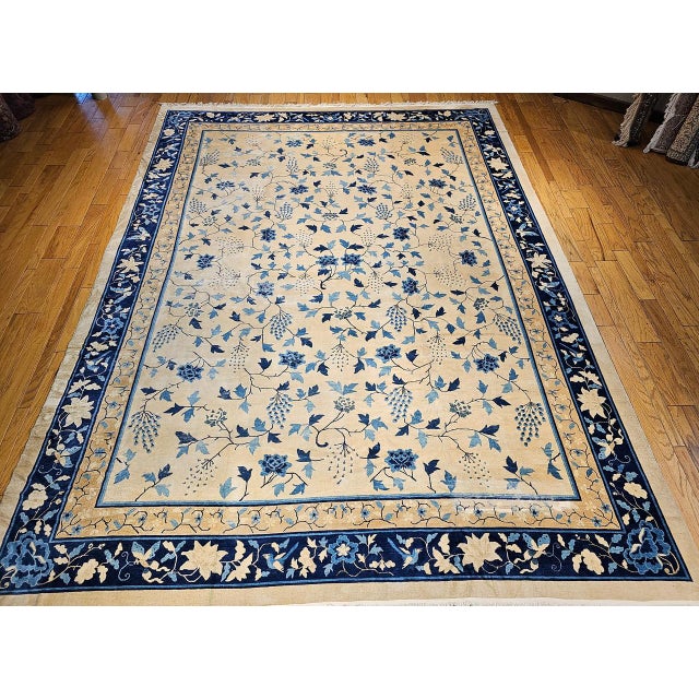Chinese 19th Century Oversized Chinese Peking Rug in All-Over Leaf & Vine Pattern For Sale - Image 3 of 18