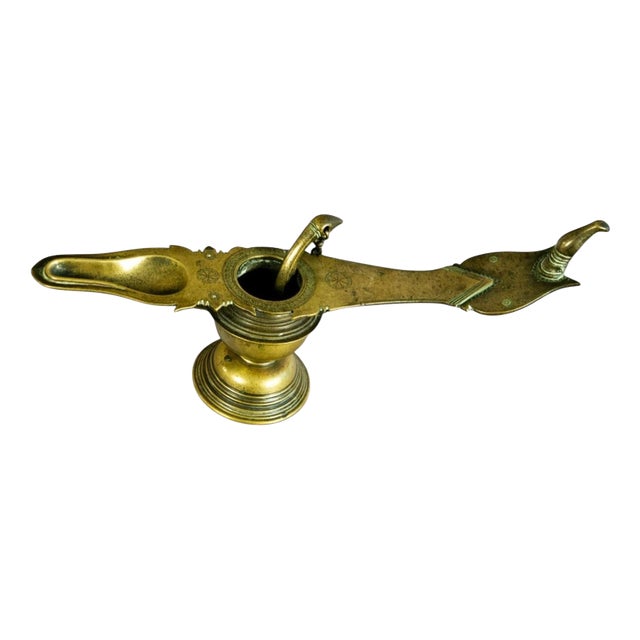 18th Century Antique South Indian Brass Oil Lamp For Sale