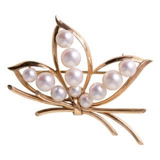 Vintage Mikimoto Akoya Pearl Lotus Floral Brooch 14k Gold For Sale