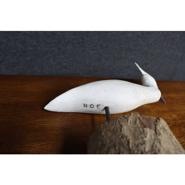Wood Hand-Carved White Heron Sculpture on Natural Wood Base by Roe For Sale - Image 7 of 9