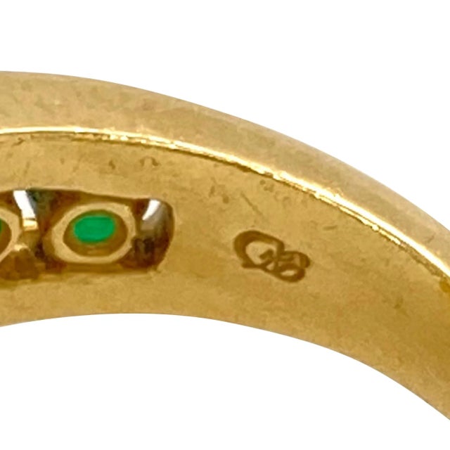 1980s 1980s 18k Gold Emerald, Diamond and Pearl Bypass Ring Size 6.75 For Sale - Image 5 of 5