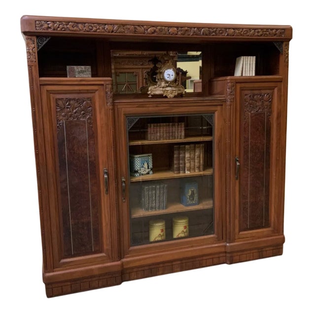 Vintage Bookcase inn Walnut, 1920s For Sale