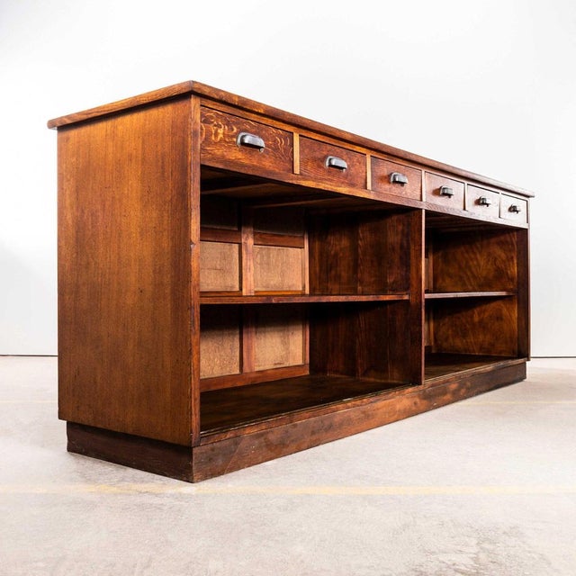 Épicerie Scrubbed Oak Shop Counter, 1940s For Sale - Image 12 of 12
