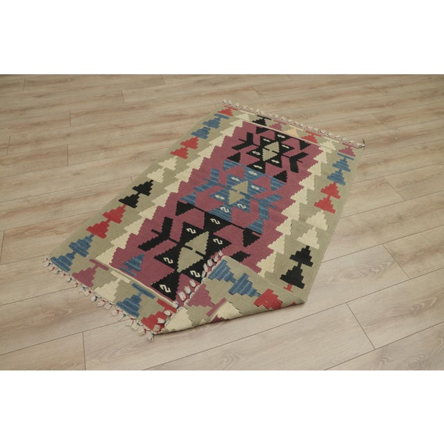 1970s Farmhouse Style Geometric Design Pink Oushak Kilim Rug For Sale - Image 10 of 13