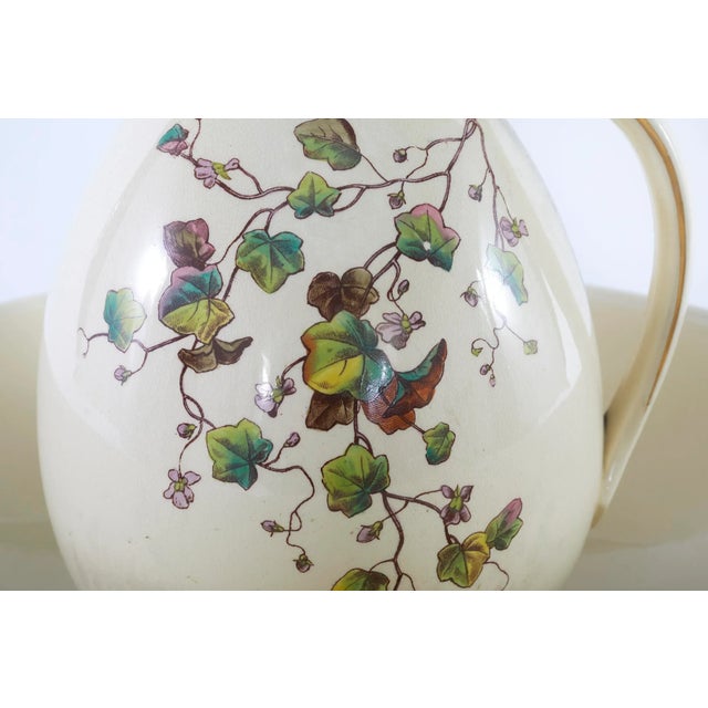 19th Century English Porcelain Bath / Chamber Service - 2 Piece Set For Sale In New York - Image 6 of 13