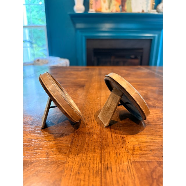 Charming Pair of Vintage Frames. Their Petite Scale Makes Them Ideal for Displaying Cherished Photographs, Silhouette Portraits Etc. For Sale - Image 4 of 10