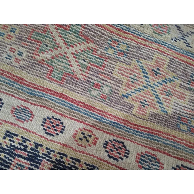 1970s Vintage Kazak Rug For Sale In New York - Image 6 of 8