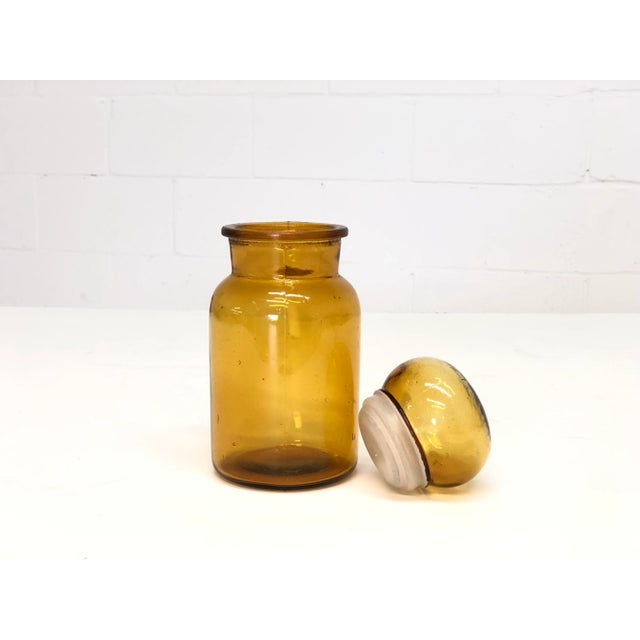 Mid-Century Modern Mid Century Apothecary Jar With Bubble Stopper For Sale - Image 3 of 4