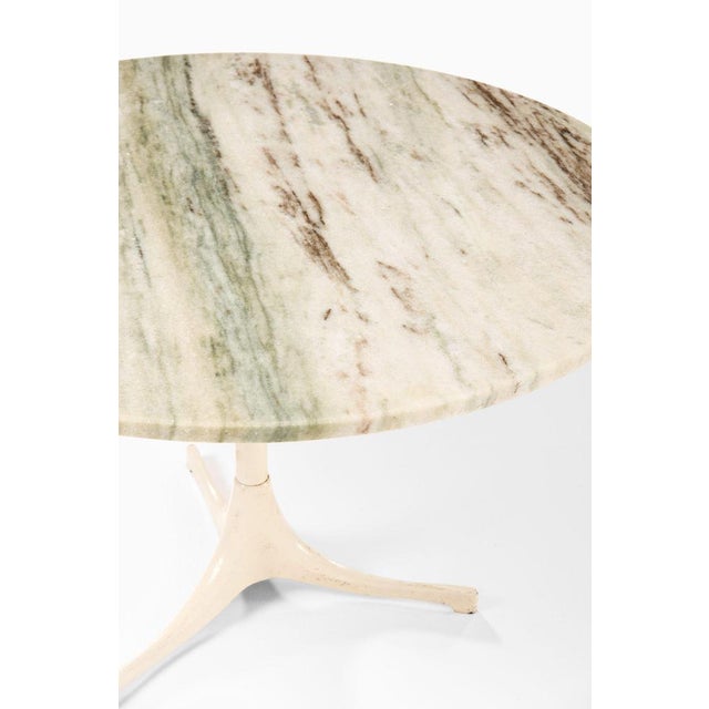 Metal Coffee Table in White Metal and Marble Top attributed to George Nelson, 1960s For Sale - Image 7 of 8