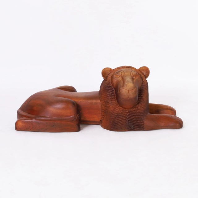 Late 20th Century Pair of Carved Wood Lions From Minas Gerais For Sale - Image 5 of 10