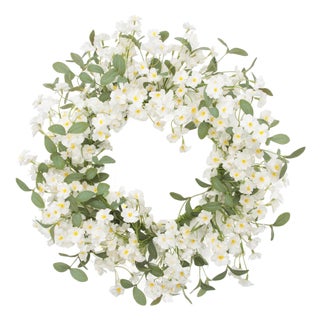 Mini Lavender and Daisy Floral Wreath 22 Inch For Sale