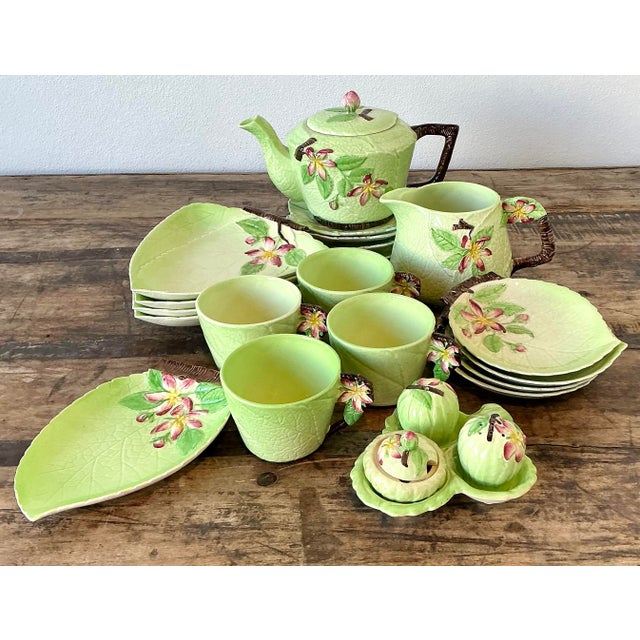Bright Green Vintage English Carlton Ware Luncheon China - Set of 20 For Sale - Image 8 of 12