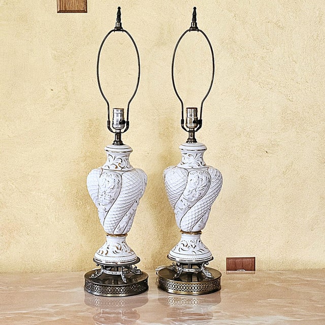 Pair of Vintage Italian Capodimonte Table Lamps – White & Gold 30" Ornate Ceramic Lighting For Sale - Image 4 of 18