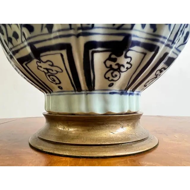 Oriental Chinese Ming Dynasty Style Blue & White Table Lamp W Org Shades, a Pair For Sale - Image 14 of 15