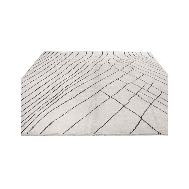 Large handknotted hemp rug made from recycled old hemp kilims yarn in western Turkey. In very good condition.