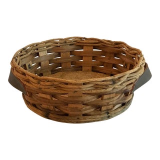 20th Century Country Corning Casserole Basket Server With Leather Handles For Sale