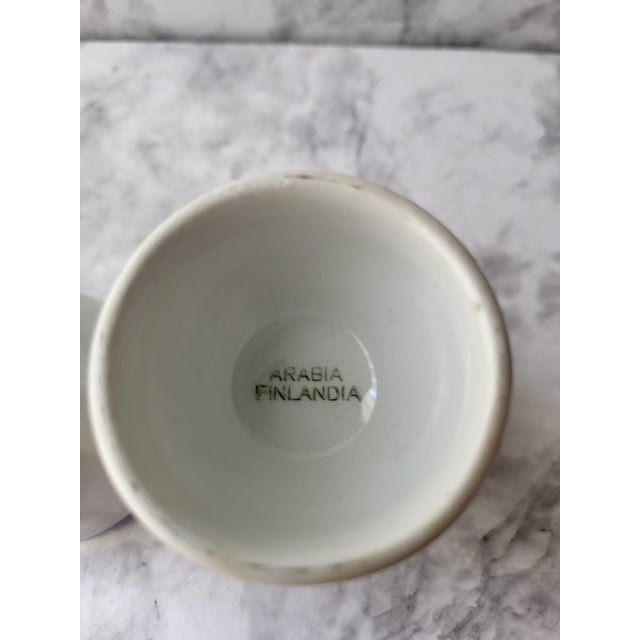 Antique White Mid 20th Century Rustic European Arabia Finland Egg Cups - a Pair For Sale - Image 8 of 11