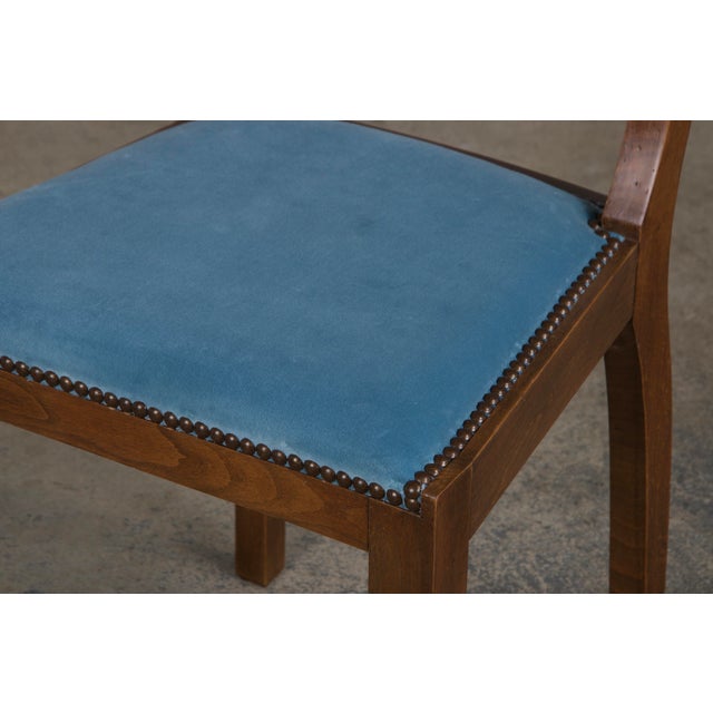 1950s French Art Deco Maple Dining Chairs W/ Blue Velvet - Set of 6 For Sale - Image 10 of 12