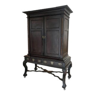 Late 17th Century Antique Dutch Oak Linen Cabinet For Sale